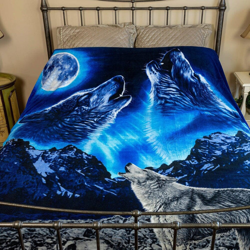 Wolves Howling Moon Super Soft Full/Queen Size Plush Fleece Blanket-Dawhud Direct-RoomDividersNow